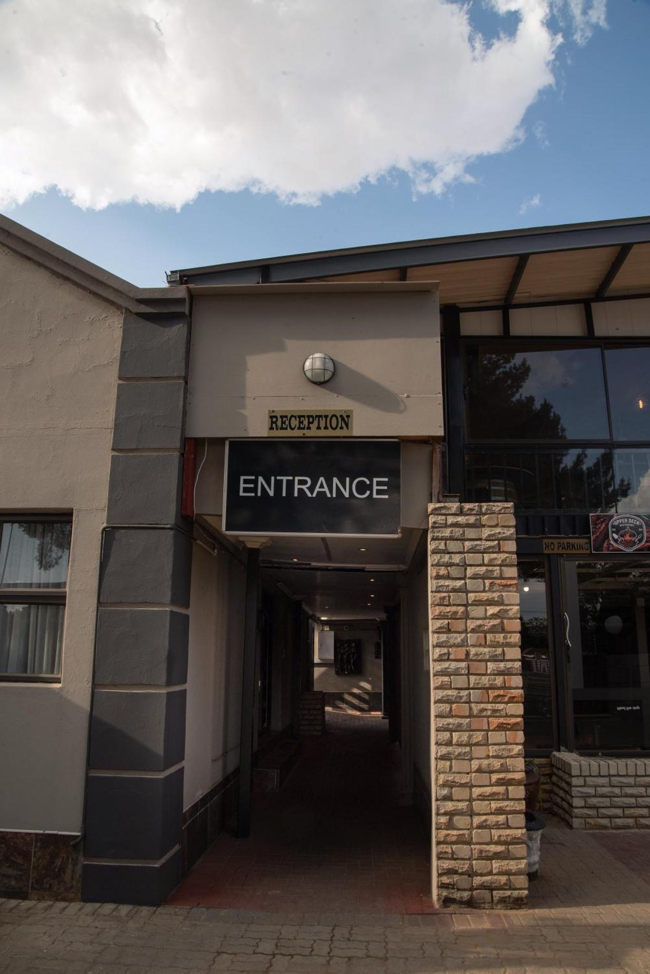 Gold Guest & Conference Bed & Breakfast Welkom Luaran gambar